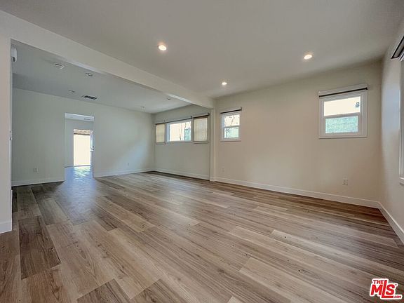 2nd image of 901 E San Jose Ave