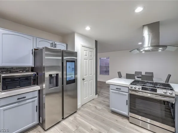 1201 Dream Bridge Dr, Las Vegas, NV 89144