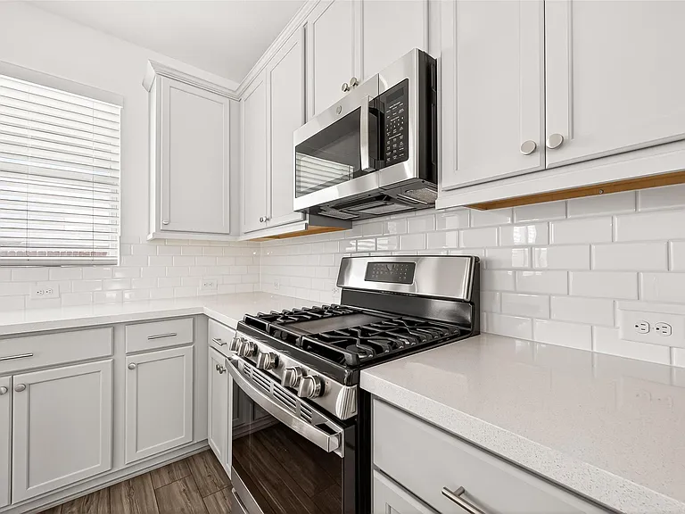 21815 White Bellflower Ln — Photo 17