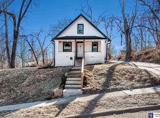 3913 Laurel Ave, Omaha, NE 68111