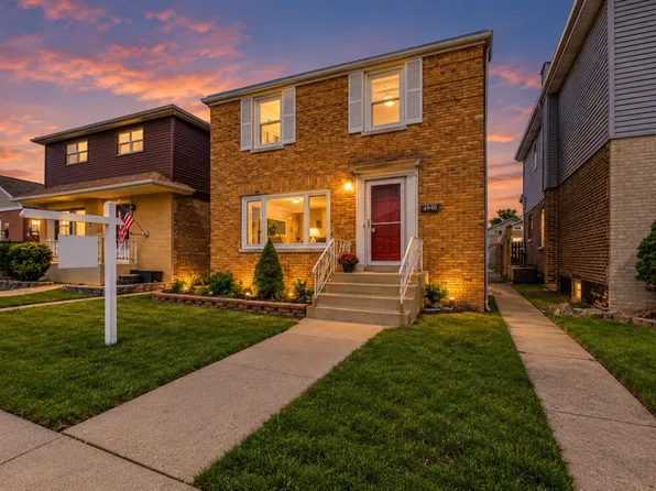 5227 S Neenah Ave, Chicago, IL 60638