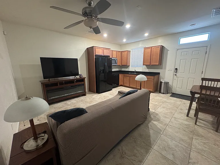 36825 N Yellowstone Dr — Photo 16
