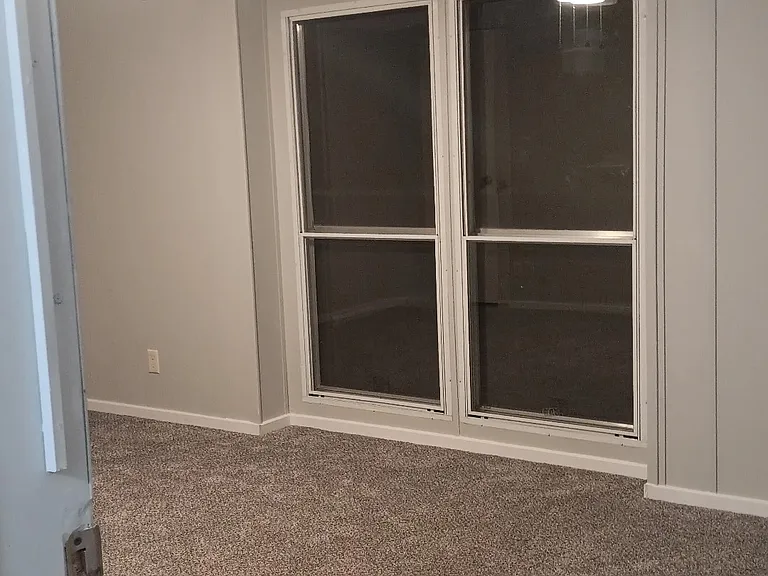 1109 N Alameda Rd — Photo 6