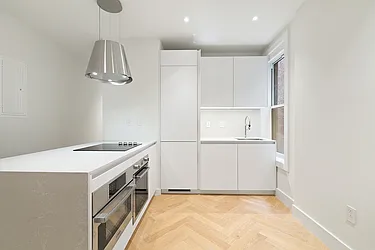 Rented by Akelius Real Estate Management