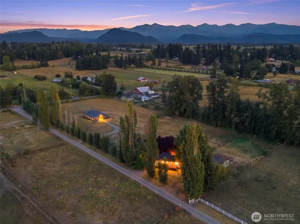 44111 228th Avenue SE, Enumclaw, WA 98022