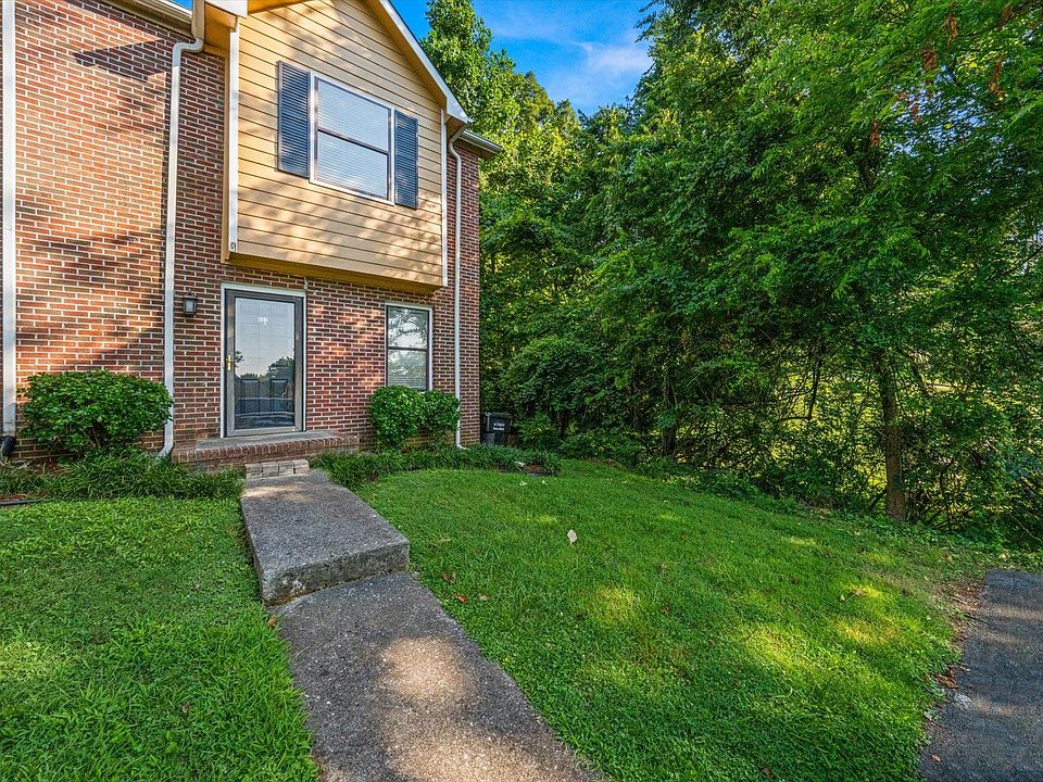 1st image of 601 Shadywood Ln