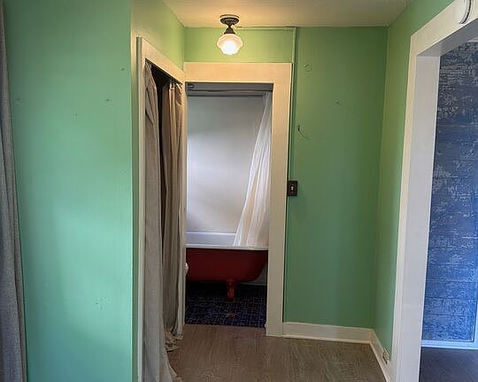 2nd image of 2315 2nd St APT D
