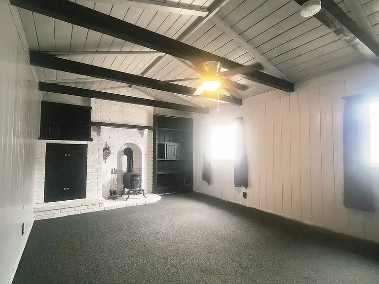 737 Edgar Ave — Photo 6