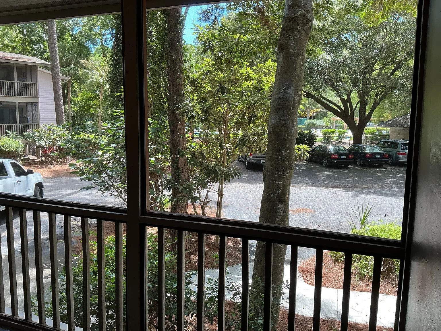 1 bed, 832 sqft, $1,950 — Photo 4