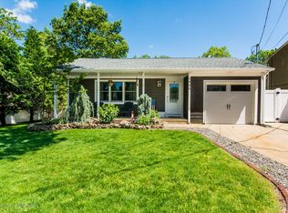 1924 Ravenwood Dr, Toms River, NJ 08753