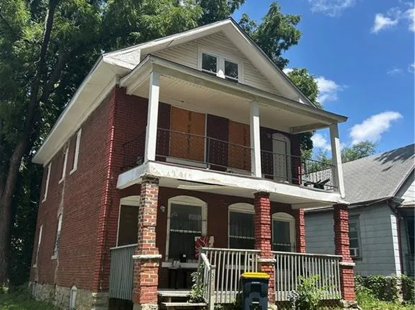 2912 E 33rd St, Kansas City, MO 64128