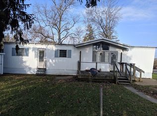 10582 Wilder Rd, Chardon, OH 44024