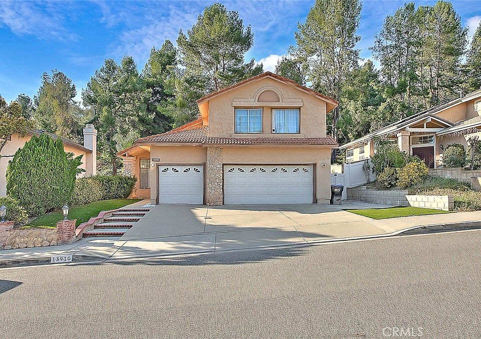 1st image of 13910 Monteverde Dr