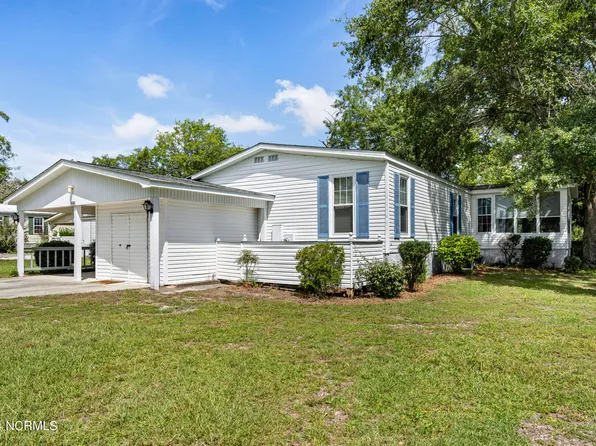 604 Galley Court, Hampstead, NC 28443