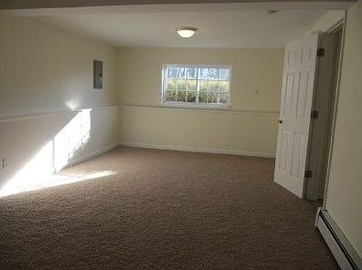 4th image of 15 Princeton Dr