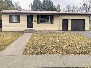 2835 E Sawtooth St, Ammon, ID 83406