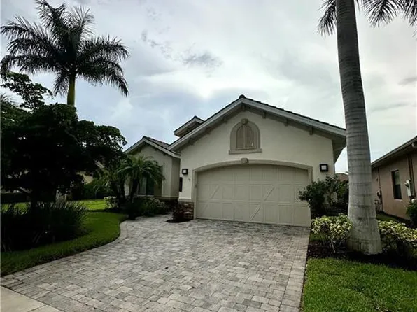1581 Serrano Cir, Naples, FL 34105