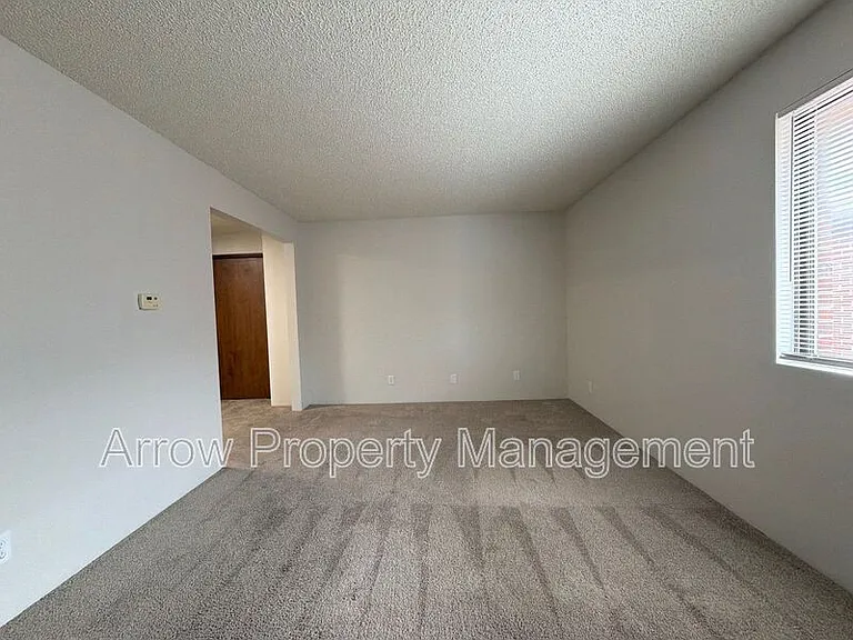 1431 D St #1 — Photo 3