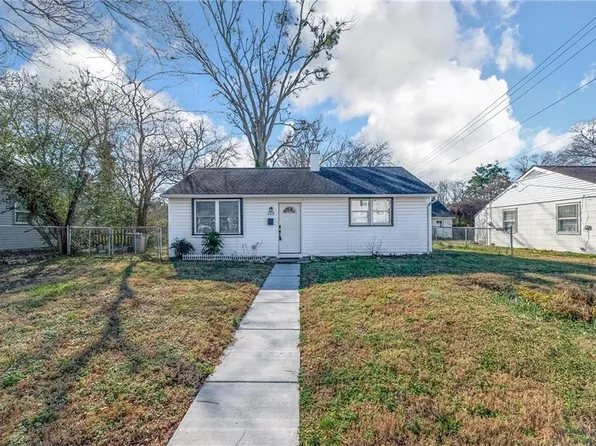 209 Roane Dr, Hampton, VA 23669