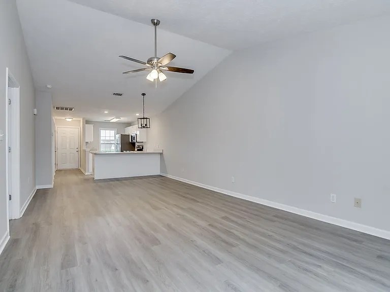 425 Long Needle Cir — Photo 13