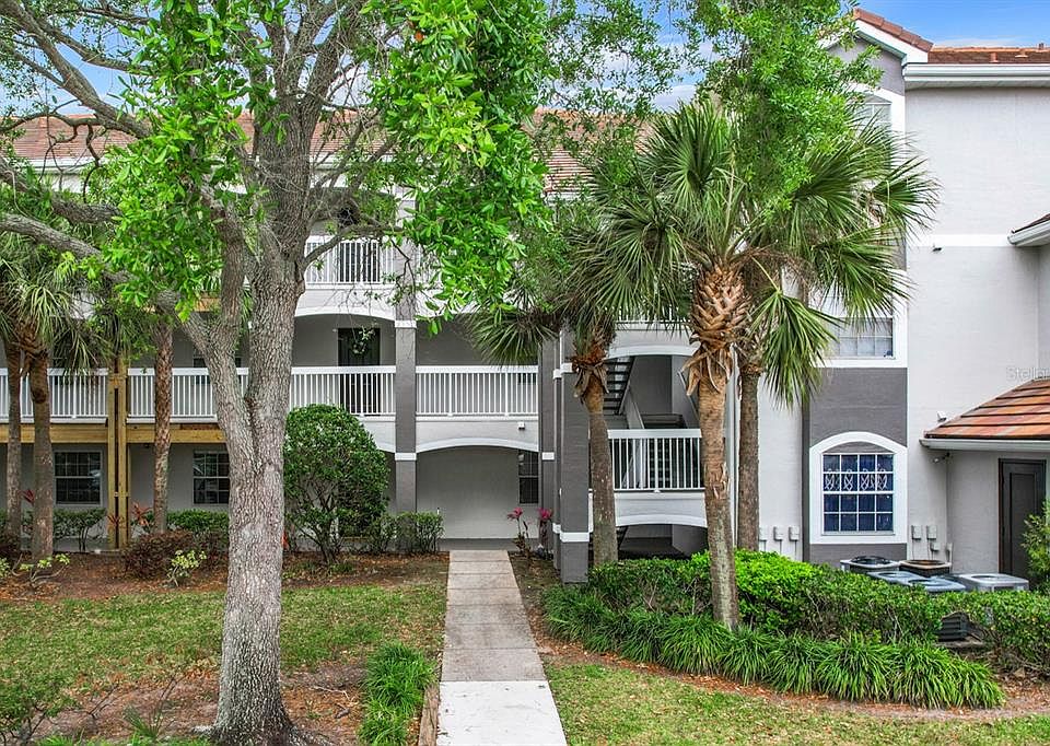 AUDUBON VILLAS AT HUNTERS CREEK CONDOMINIUMS 14037 Fairway Island Dr