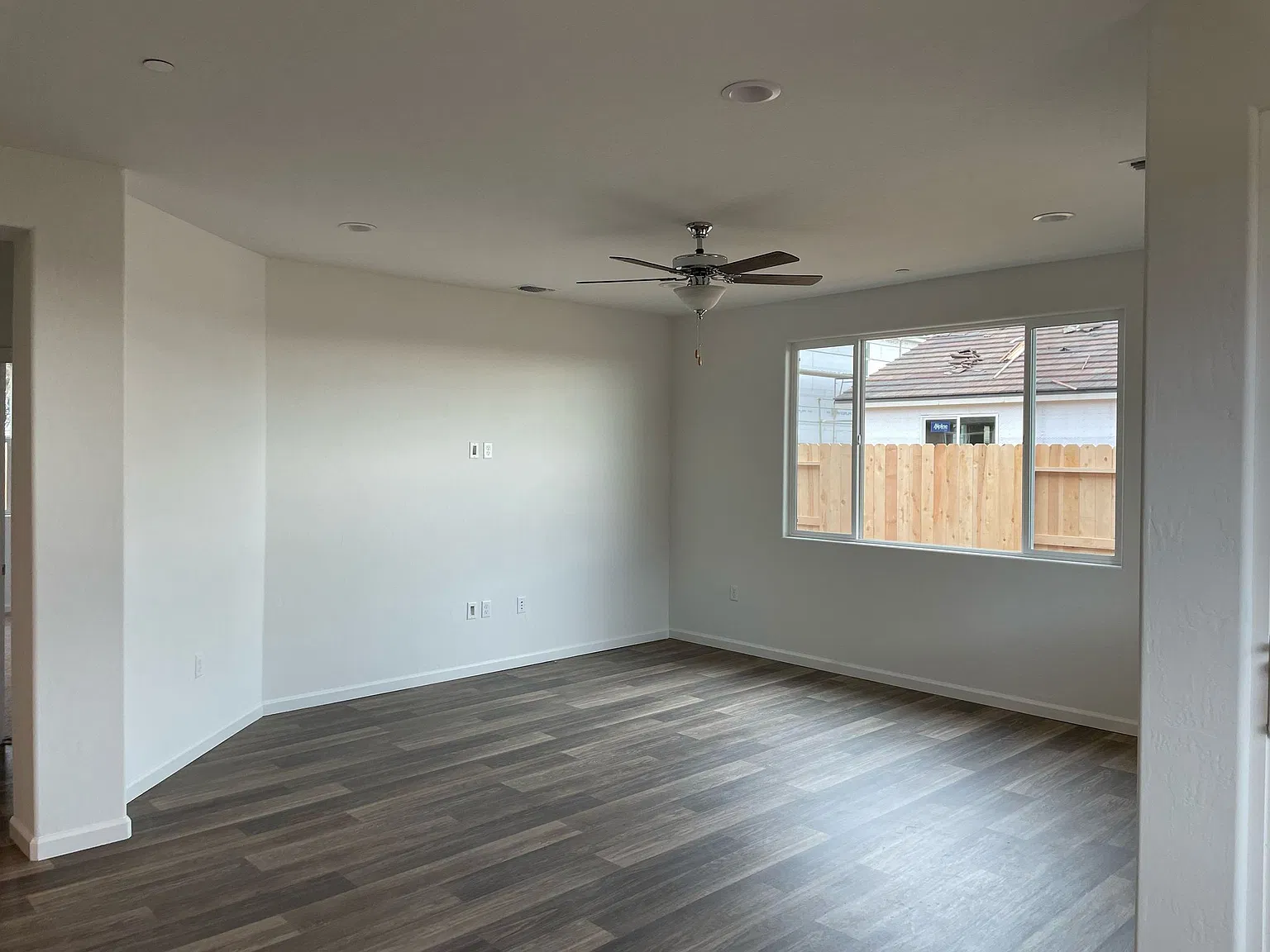 6711 E Vassar Ave — Photo 3