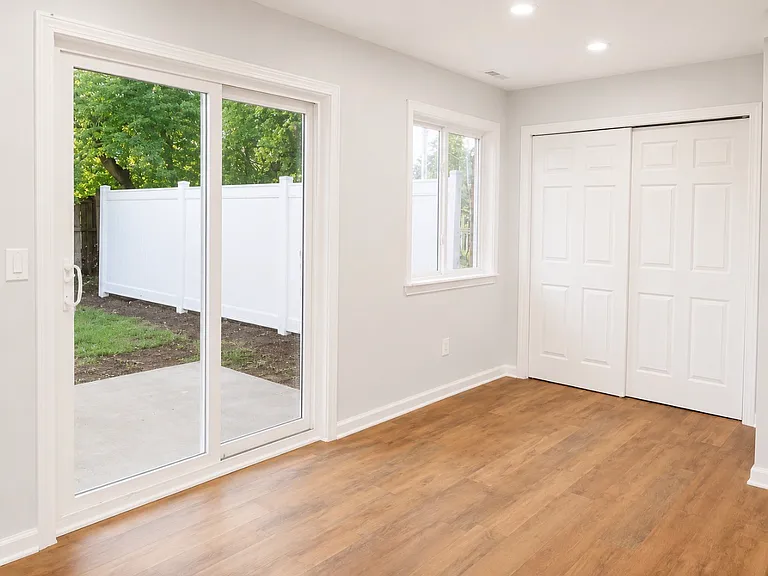 211 Hacker St — Photo 14