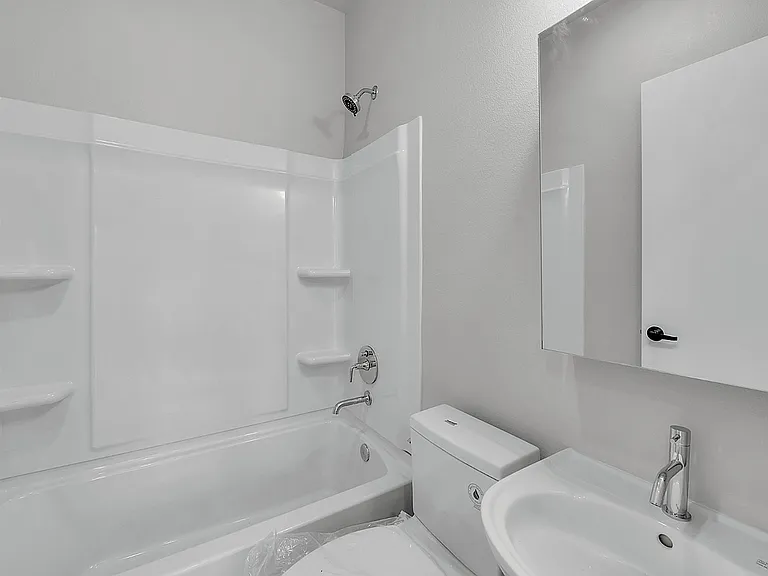 716 Peques St — Photo 14