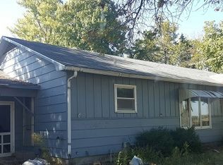 4317 E Blanchard Ave, Hutchinson, KS 67501