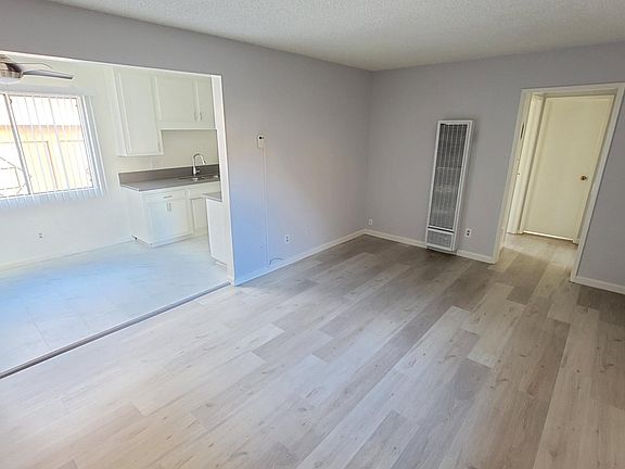 3rd image of 699 Meyer Ln #F101