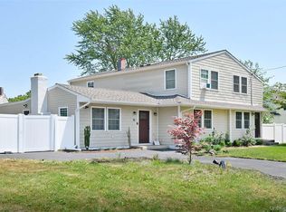 51 Newton Avenue, Selden, NY 11784