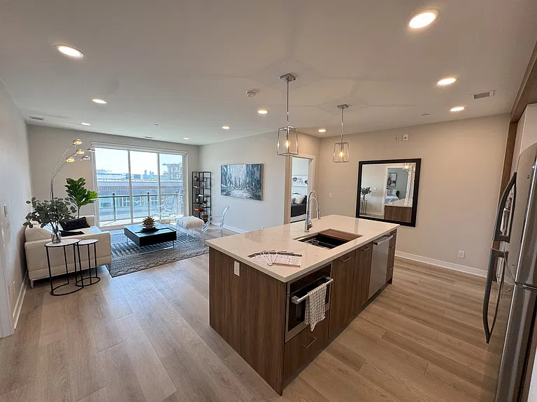 4030 University Ave NW — Photo 20