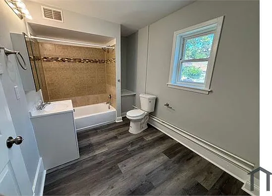 417 Lorenz Ave #3 — Photo 3