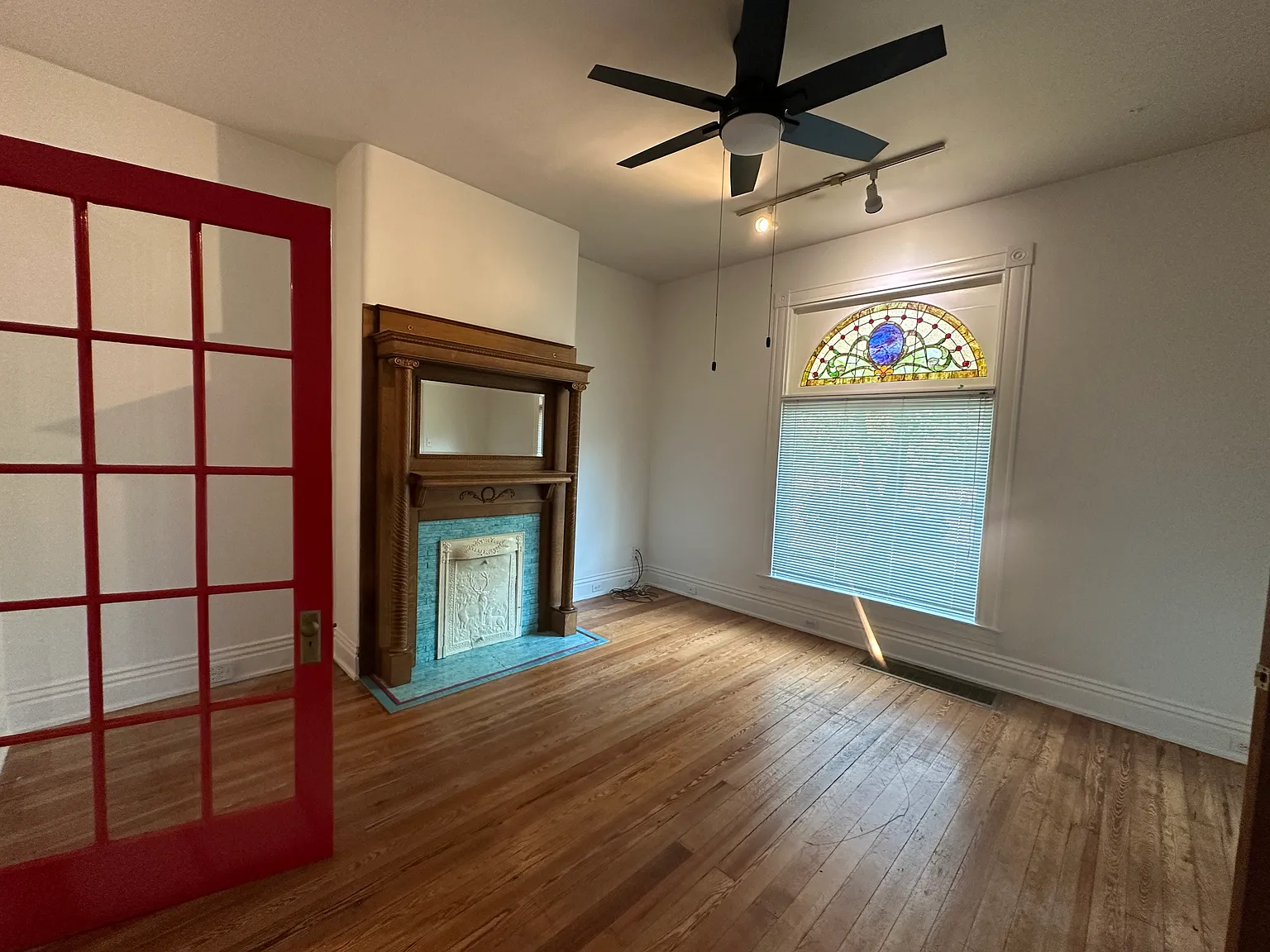 1 bed, 1000 sqft, $1,250 — Photo 2