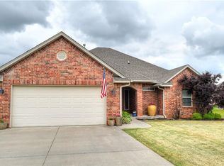 4424 Peach Tree, Shawnee, OK 74804
