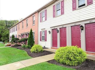 677 Brunnerville Rd, Lititz, PA 17543