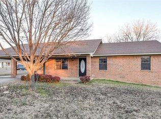 200 S Jeff Ln, Roland, OK 74954