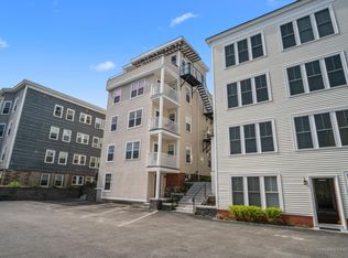 125 Morning St APT 5, Portland, ME 04101