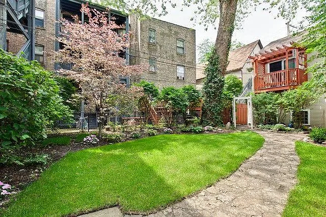 1 bed, 800 sqft, $2,250 — Photo 3