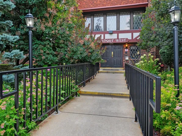5253 North Lovers Lane ROAD #230, Milwaukee, WI 53225