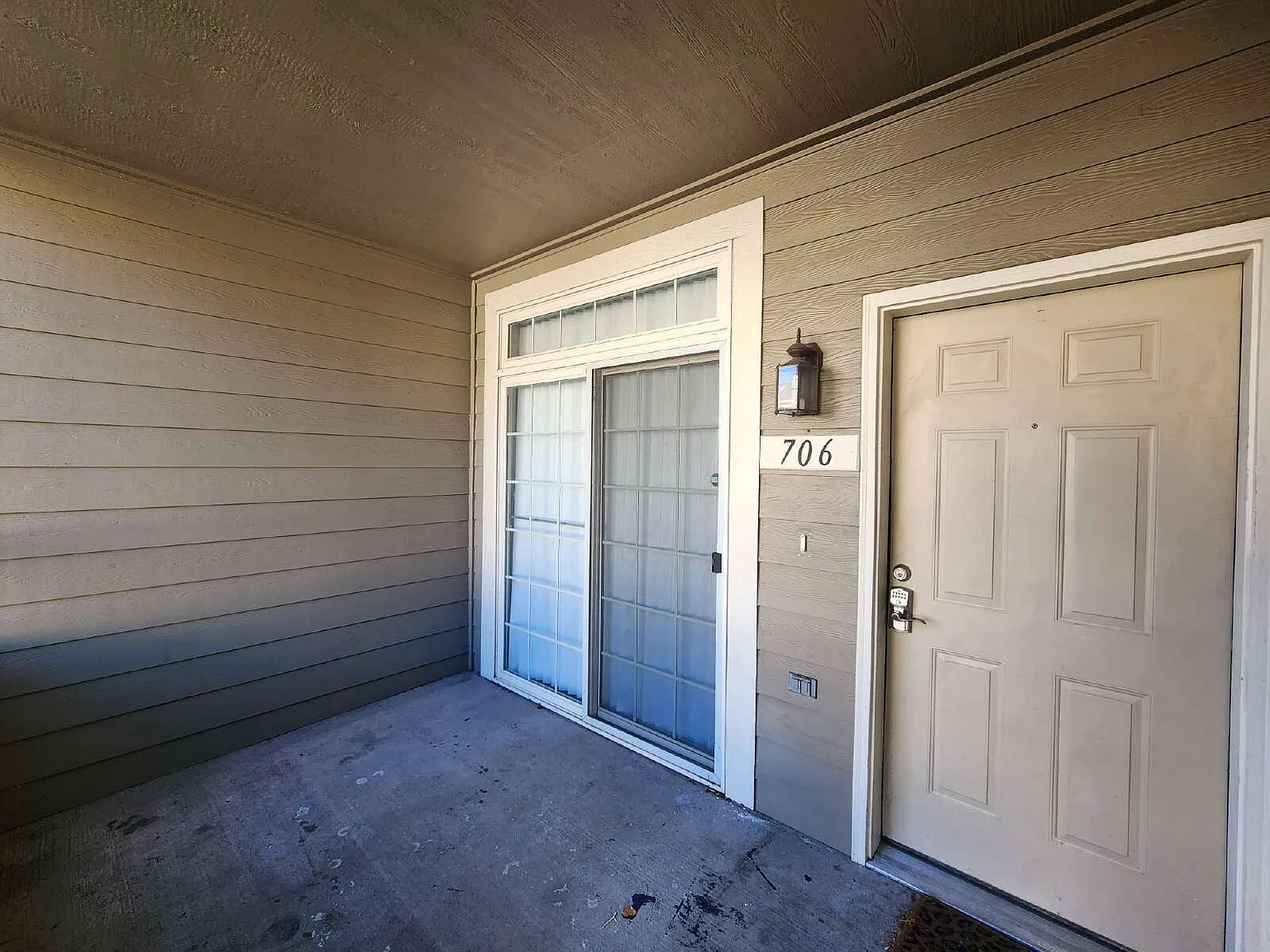 2 bed, 2.5 bath, 1511 sqft, $2,295 — Photo 2
