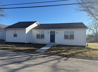 311 W New St, Palmyra, MO 63461