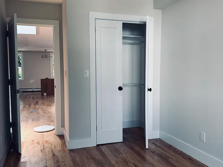 492 Humboldt St #3 — Photo 10