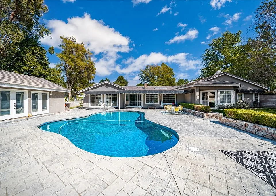 7455 Jola Dr