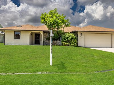 1526 SE Cownie Street, Port Saint Lucie, FL, 34983