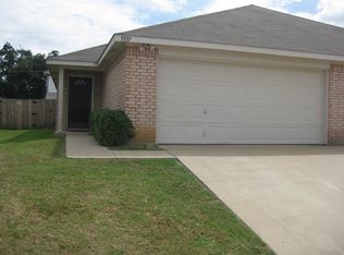 5537 Homestead Rd, Arlington, TX 76017