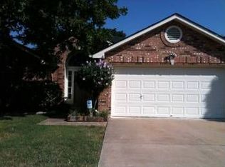 1616 Woods Blvd, Round Rock, TX 78681