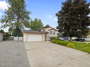 9705 N Ptarmigan Dr, Hayden Lake, ID 83835