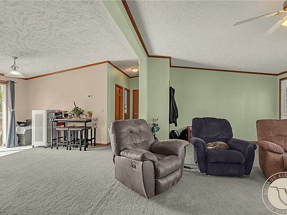 4th image of 104 Heimat Rd