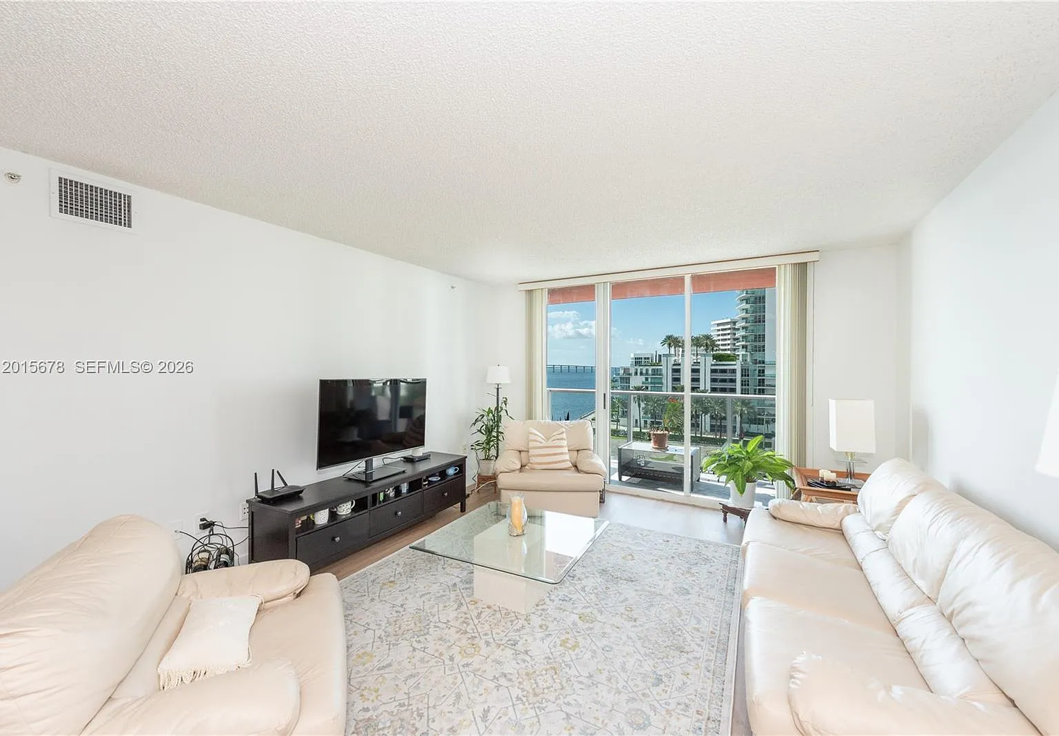 The Mark On Brickell Condo — Photo 2
